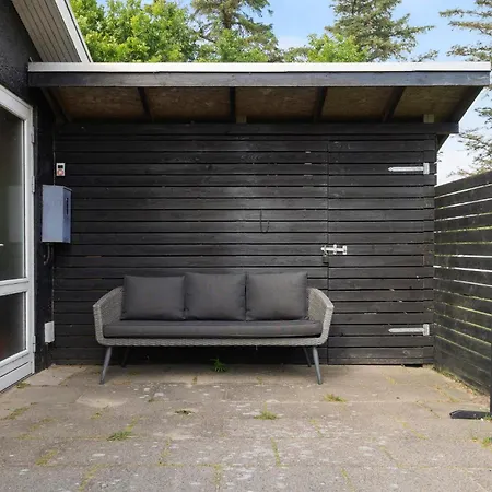 2 Bedroom Beautiful In 別荘 Skjern