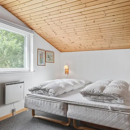 펜션 2 Bedroom Beautiful In *